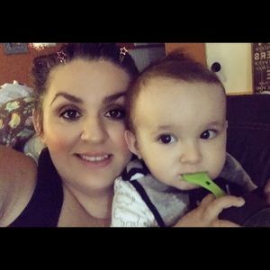 Meet your Posher, April